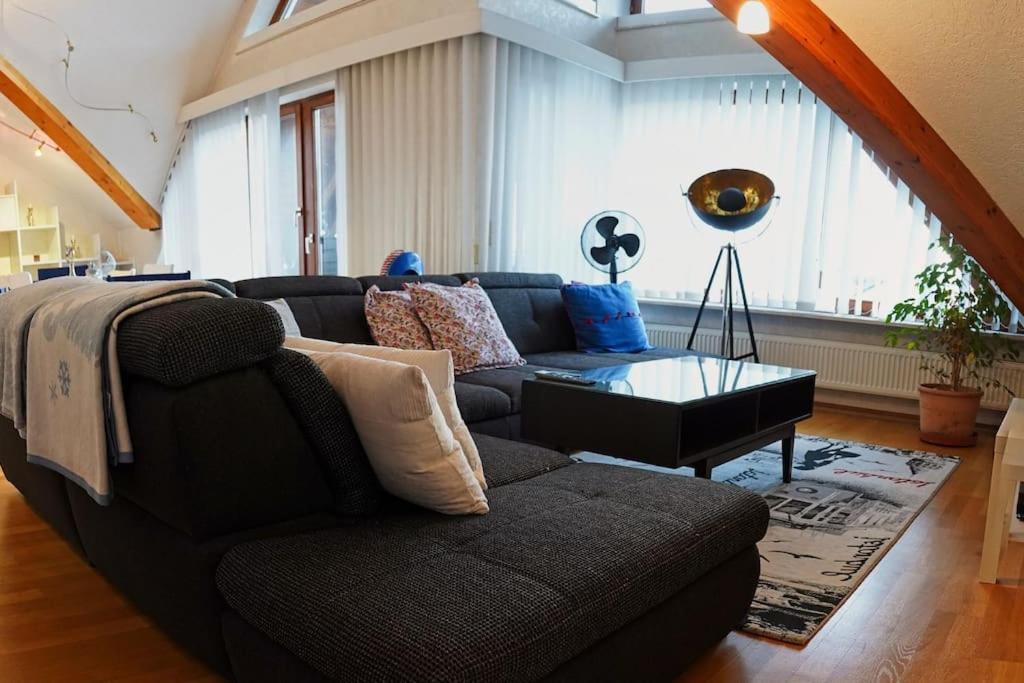 Grosse, Helle Wohnung Fuer Bis Zu 6 Personen Weinheim Zewnętrze zdjęcie