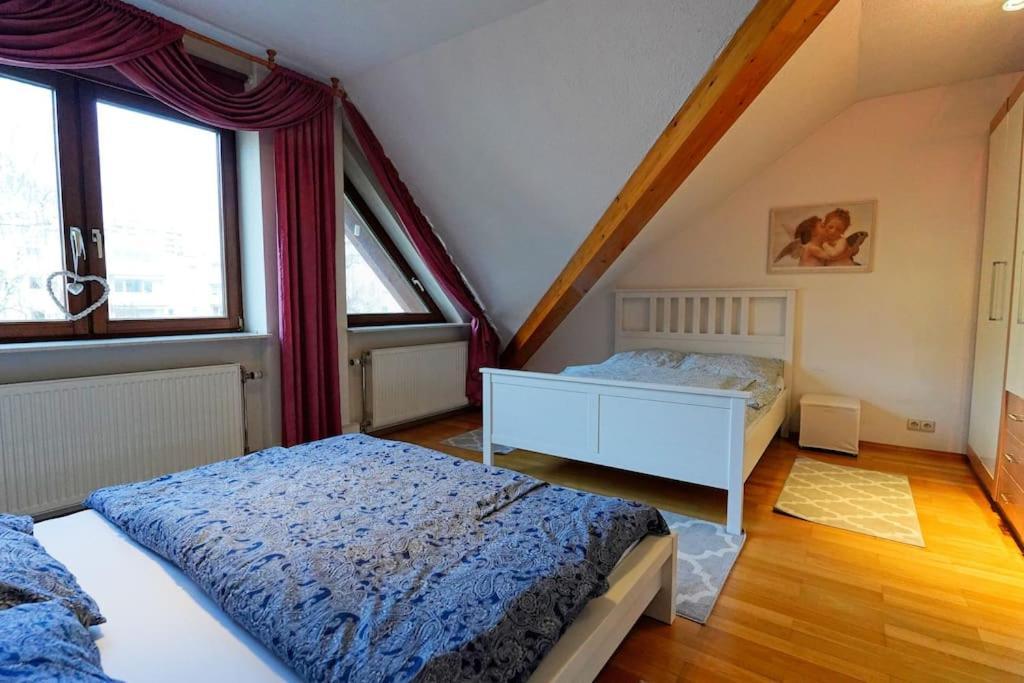 Grosse, Helle Wohnung Fuer Bis Zu 6 Personen Weinheim Zewnętrze zdjęcie